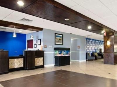 Surestay Plus Hotel By Best Western Portland Route 52 West 외부 사진